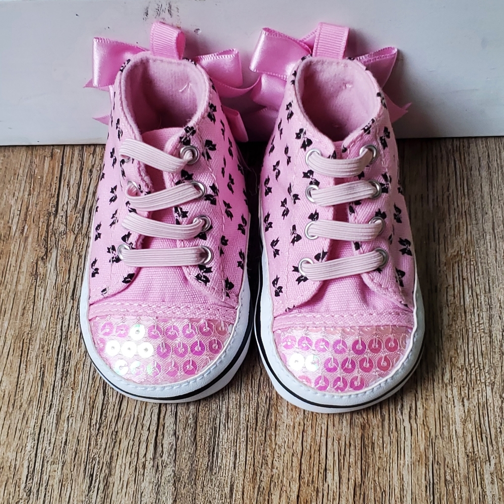 Stepping Stones Pink and Black Baby Shoes 3-6 Months